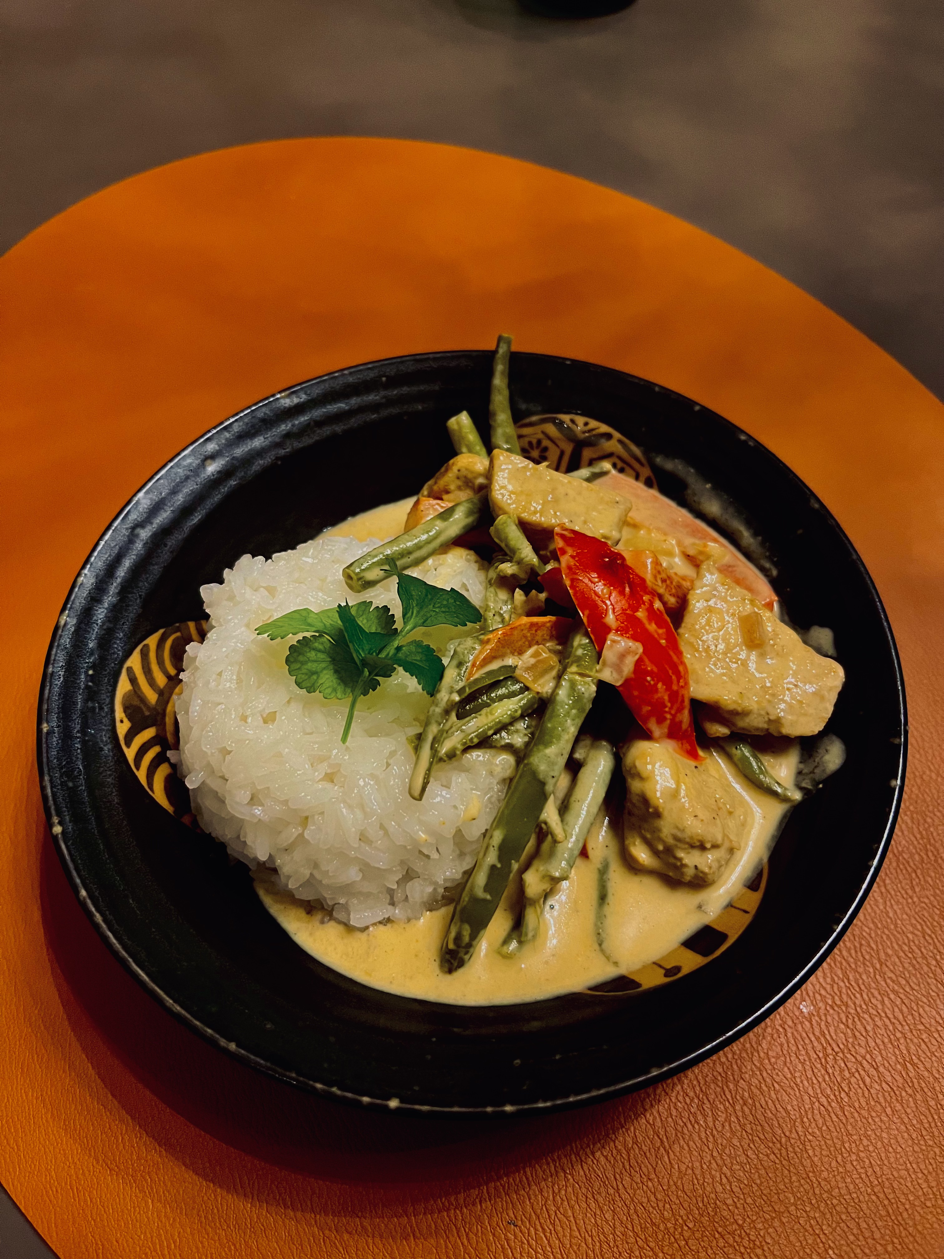 Rijst met groene curry